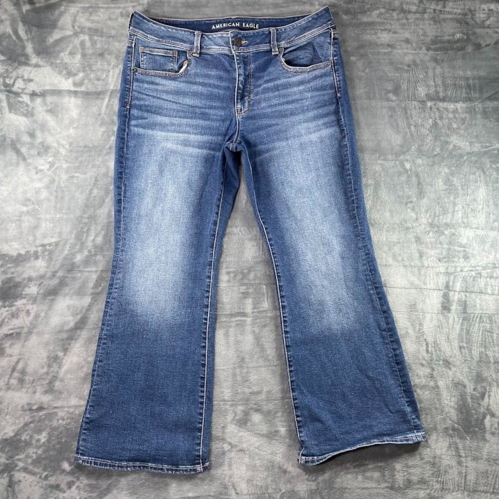 American Eagle Womens Jeans Blue Size 18 Short Kick Boot Denim Medium Wash